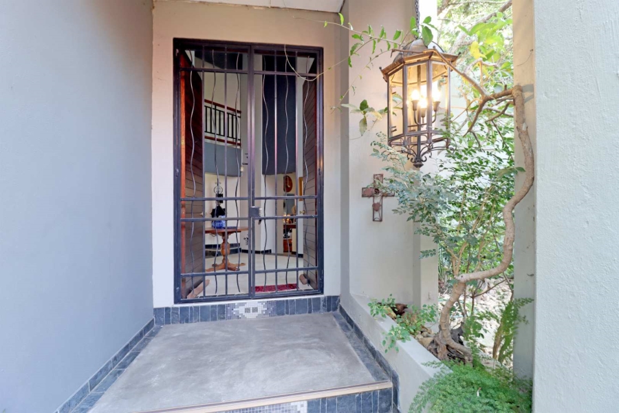 4 Bedroom Property for Sale in Hartbeespoort North West